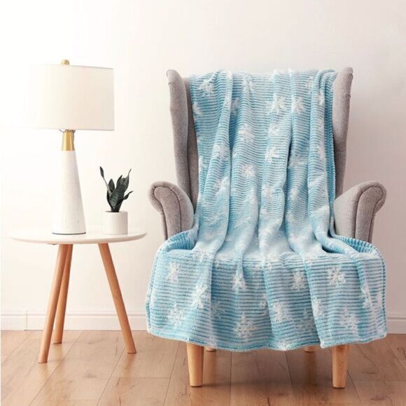 Mainstays Textured Velvet Plush Throw 50x60 - Picture 2 of 5